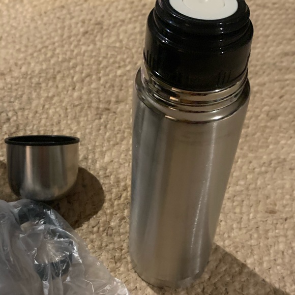 Canteen and 2 travel mugs SOLD - Picture 3 of 3